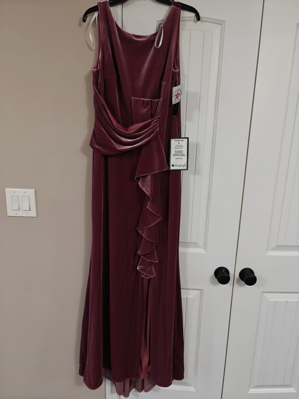 Sleeveless Velvet Maxi Dress in Deep Wine